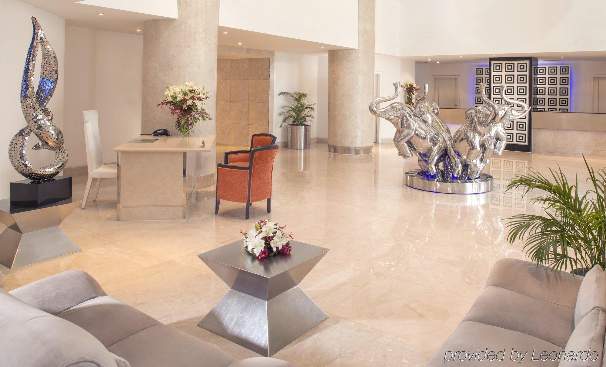 Hotel Radisson Blu Kochi Exterior foto Lobby